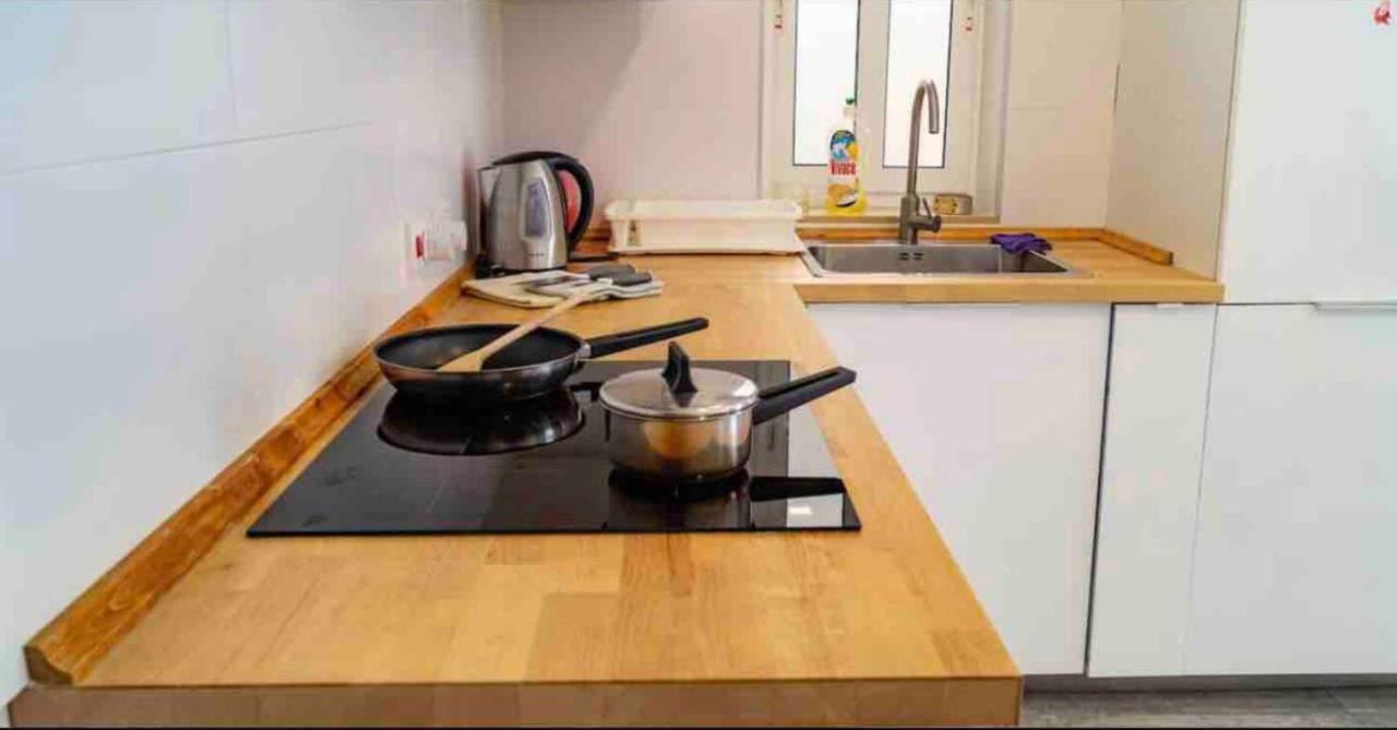 Nicely Furnished 1 Bedroom In *